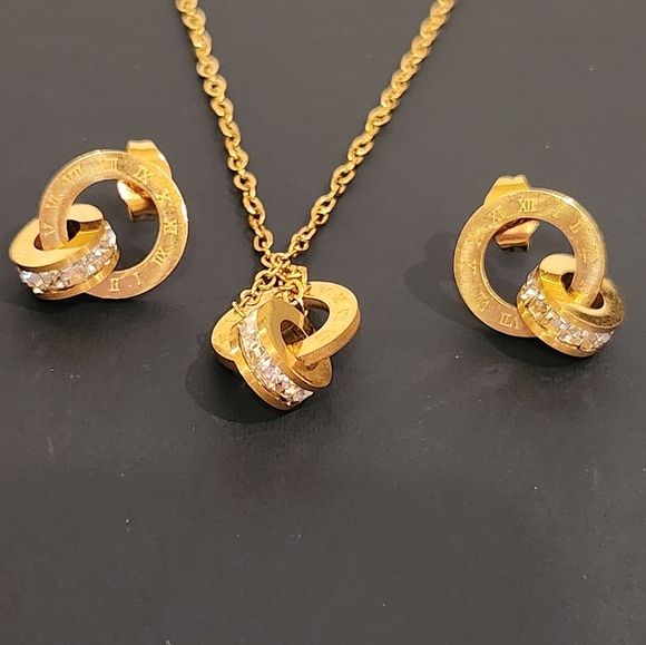 Roman Numeral Necklace And Earrings - Picture 2 of 4